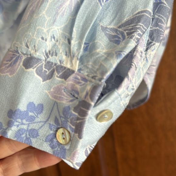 NWOT Z Supply 100% Rayon Light Blue Floral Long Sleeve Blouse size XS - Picture 4 of 6